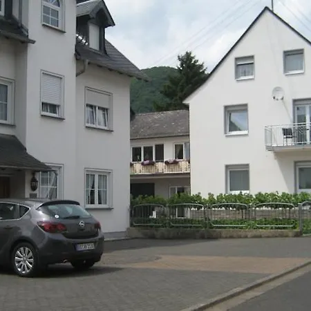 Gastehaus Dernst * Mesenich